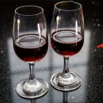 how many calories in a glass of red wine