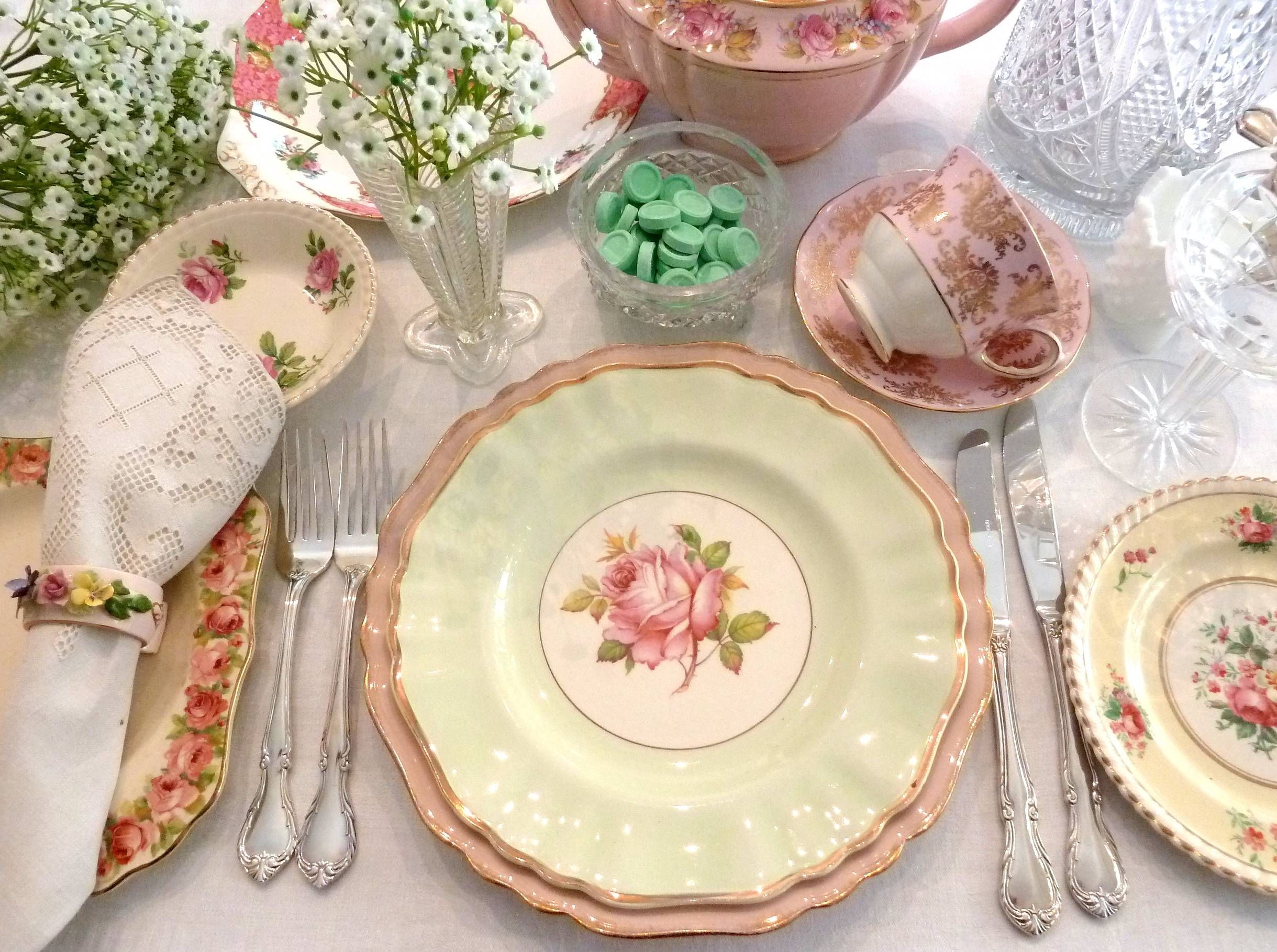 Vintage Cutlery Sets-Bridal Shower Decoration Ideas